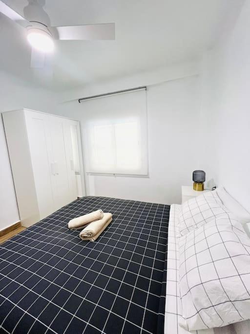 New Spacious And Cozy Apartment - Malaga Exterior photo