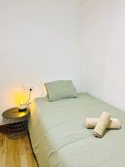 New Spacious And Cozy Apartment - Malaga Exterior photo